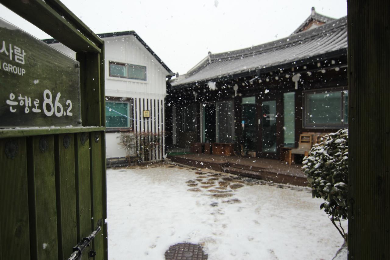 Eunhaengro 86.2 Hotel Jeonju Exterior photo