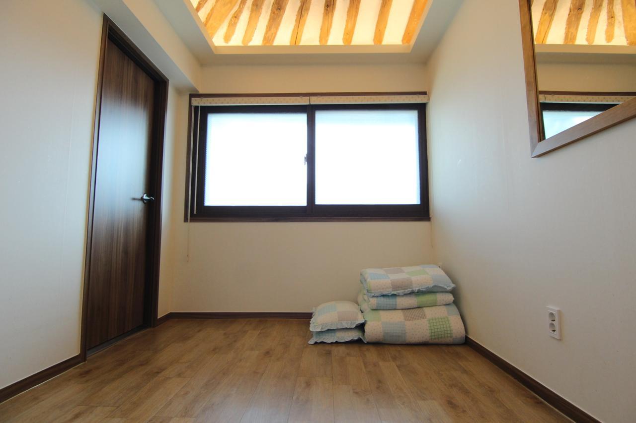 Eunhaengro 86.2 Hotel Jeonju Exterior photo