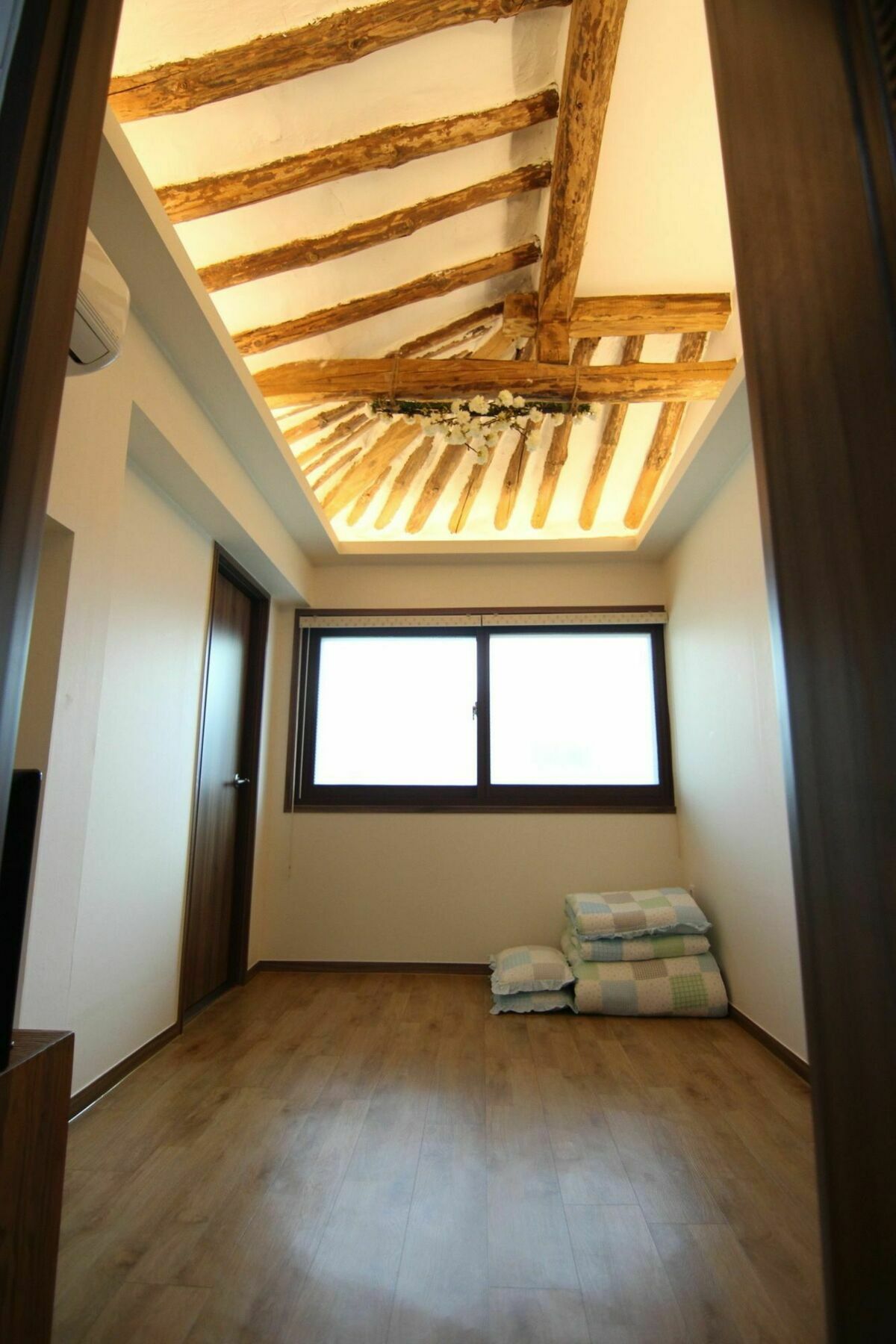 Eunhaengro 86.2 Hotel Jeonju Exterior photo